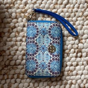 Tory Burch wristlet